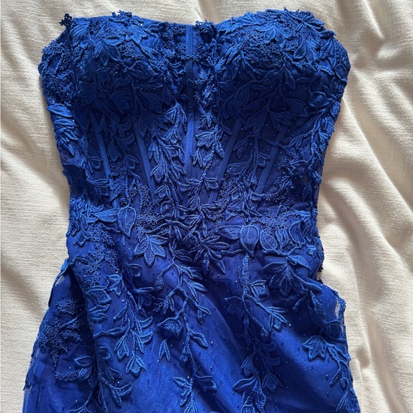 Sherri Hill Blue Strapless Prom Gown - Picture 9 of 12